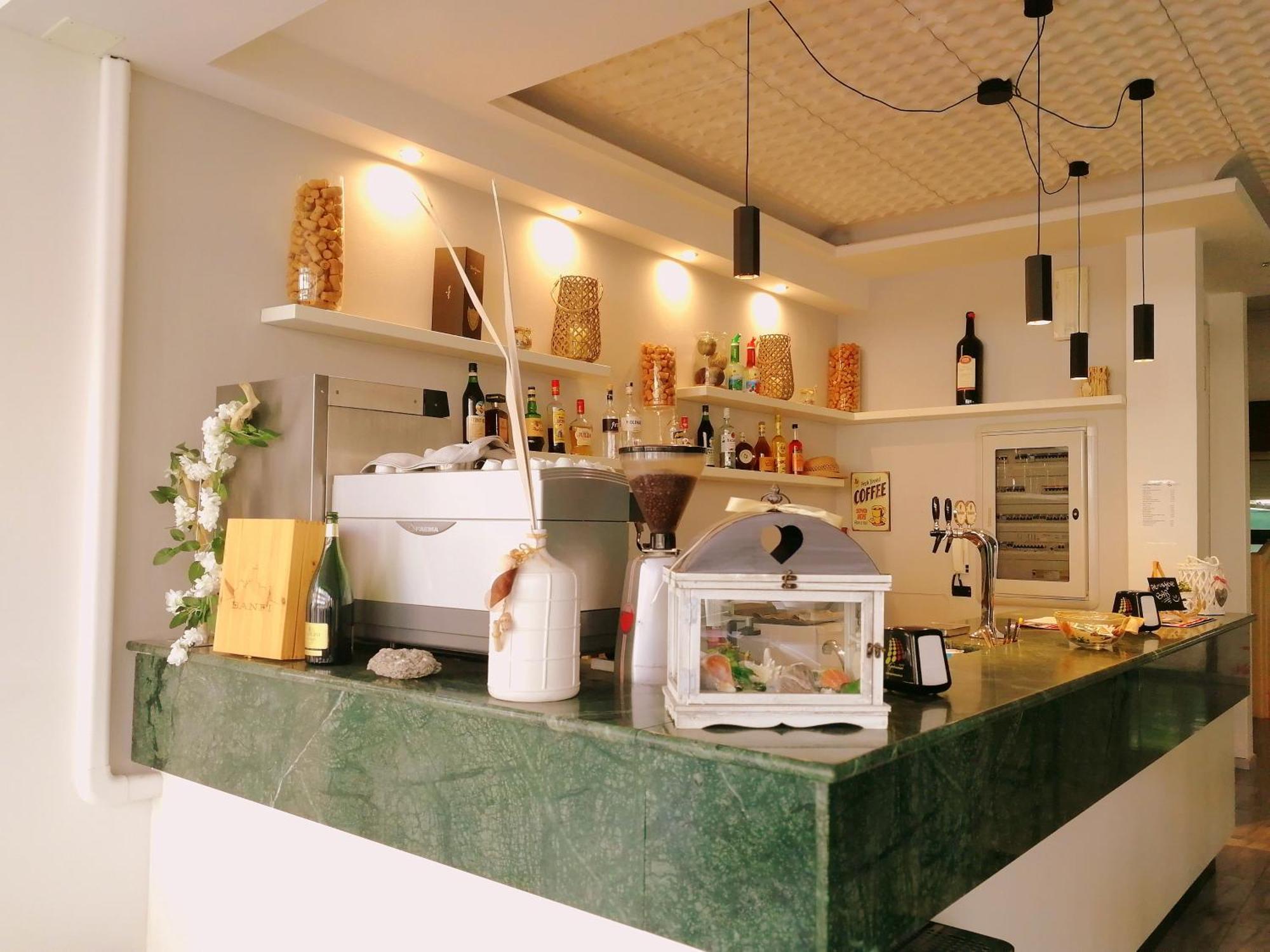 Hotel Atmosfere 3*