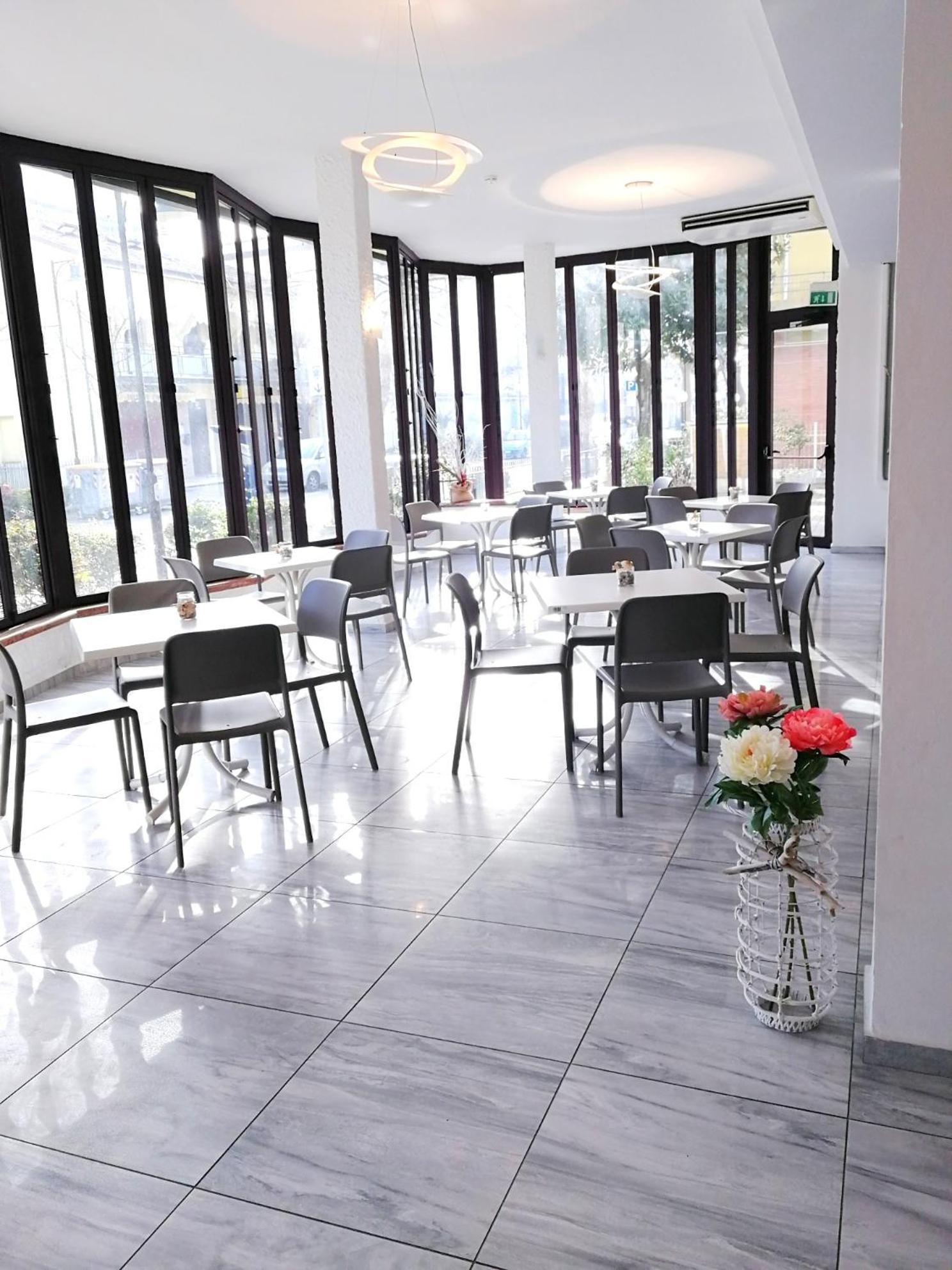 Hotel Atmosfere